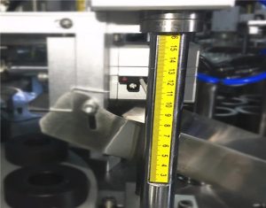 Ultrazvuková těsnící kosmetická trubice plnící stroj